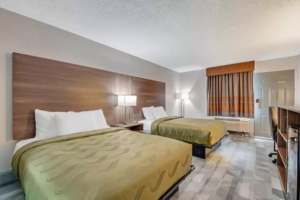 Quality Inn Dalton Exteriér fotografie